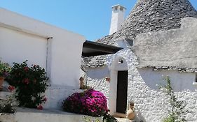 Trulli La Casa Di Rosa